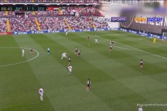 皇马领跑西甲，黄潜绝杀保级，西班牙人异军突起！三场焦点战回顾