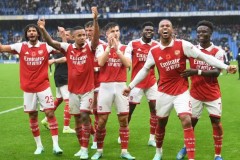 热刺乌龙送分，4分钟闪电领先黄潜，比赛结果悬念揭晓